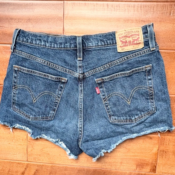 Levis 501 Original Blue Denim Shorts Size W29 W28 & 26 High-Rise Cut Off - Picture 6 of 16